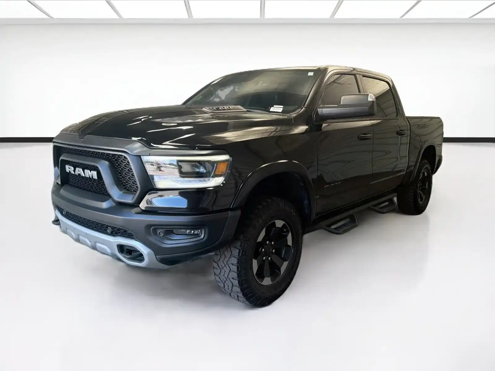 2020 RAM 1500 Rebel 4WD Crew Cab 5'7's photo