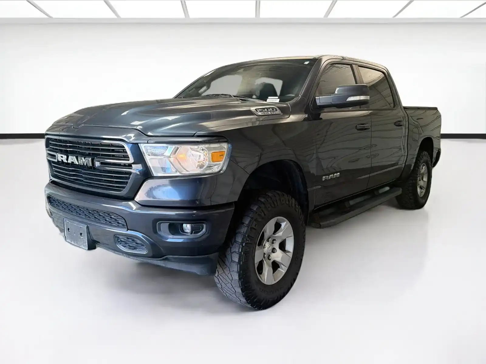 2021 RAM 1500 Big Horn/Lone Star Crew Cab 5'7's photo