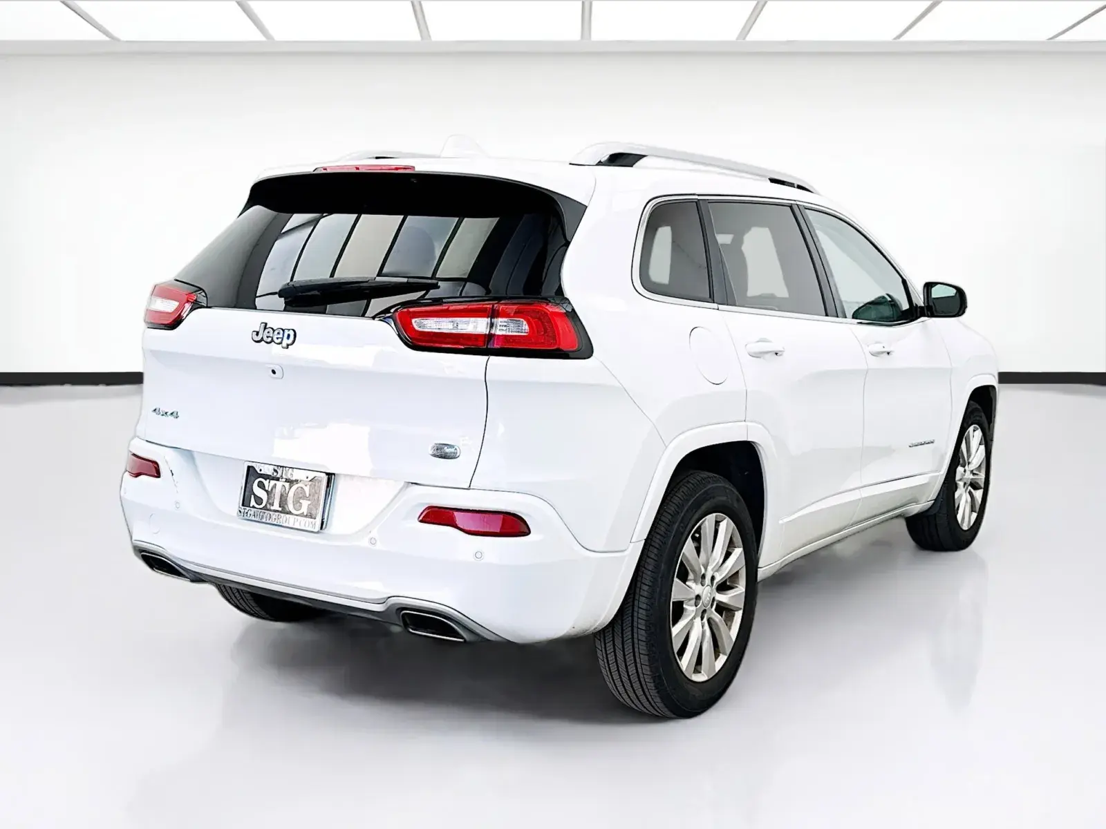 2017 Jeep Cherokee Overland 4X4 photo 4
