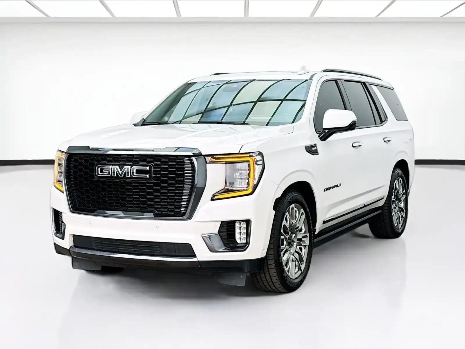 2023 GMC Yukon 4WD Denali Ultimate's photo