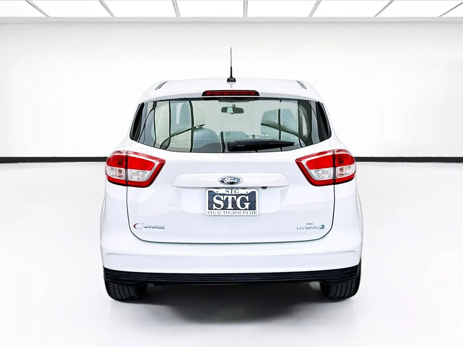 2017 Ford C-Max Hybrid SE photo 5