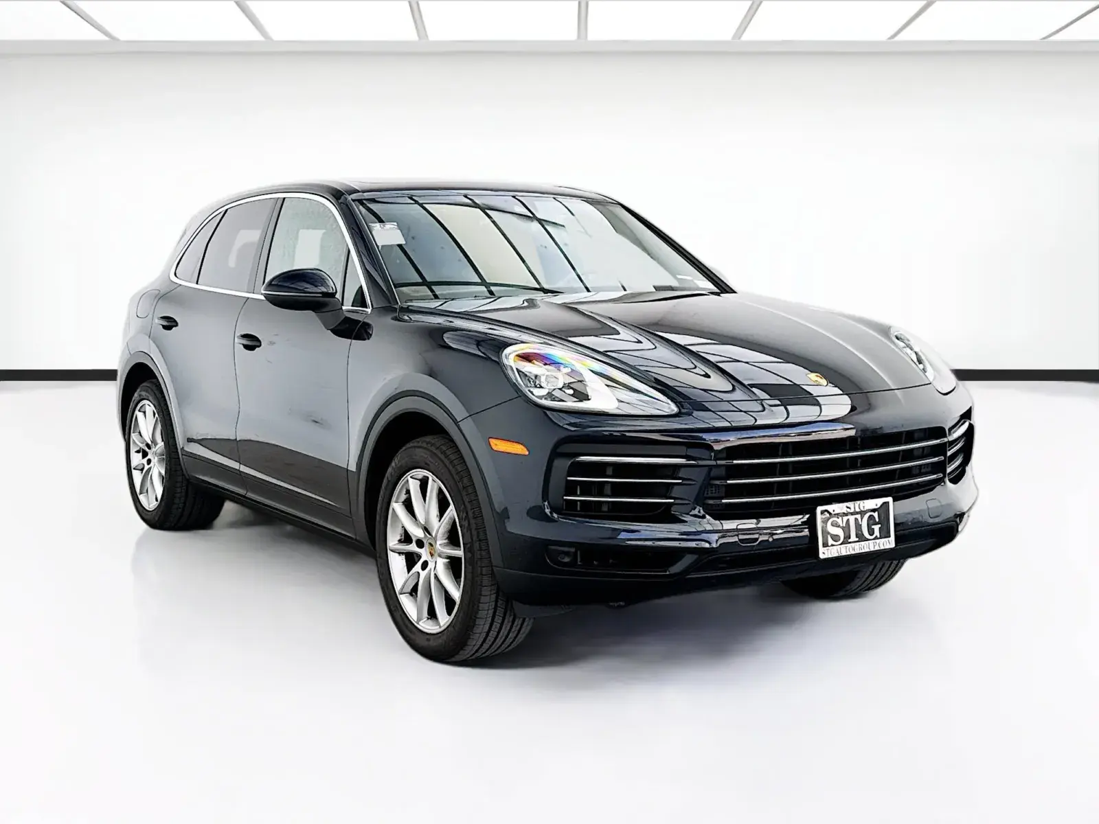 2020 Porsche Cayenne Base photo 3