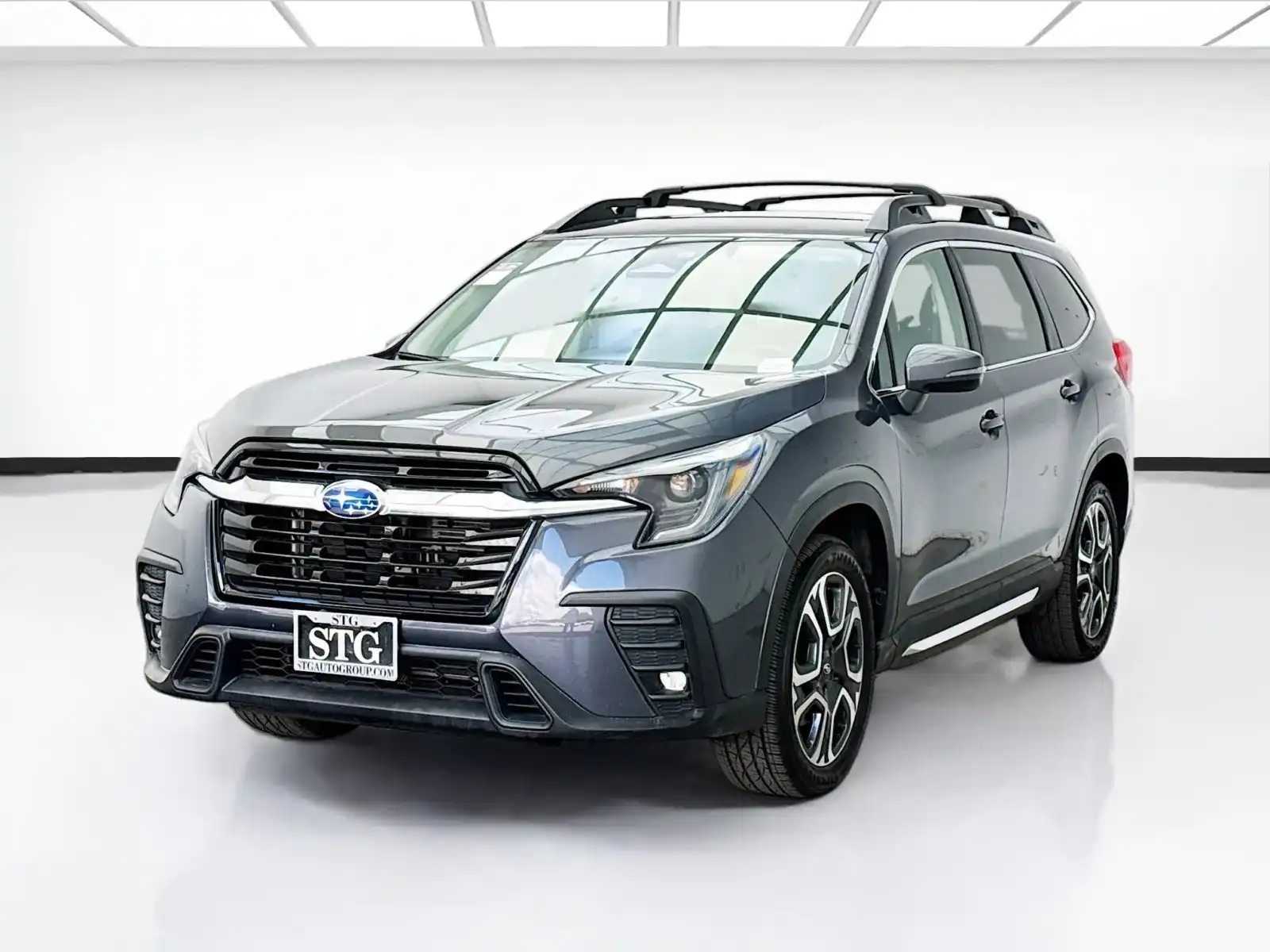 2023 Subaru Ascent Limited 7 Passenger's photo