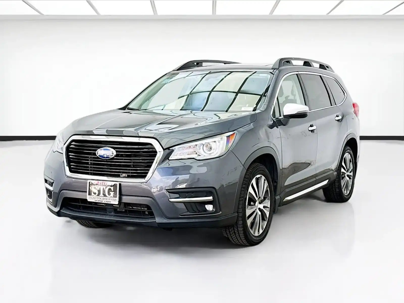 2020 Subaru Ascent Touring's photo