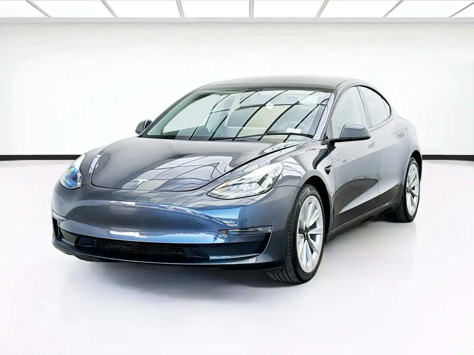 2023 Tesla Model 3 Long Range's photo