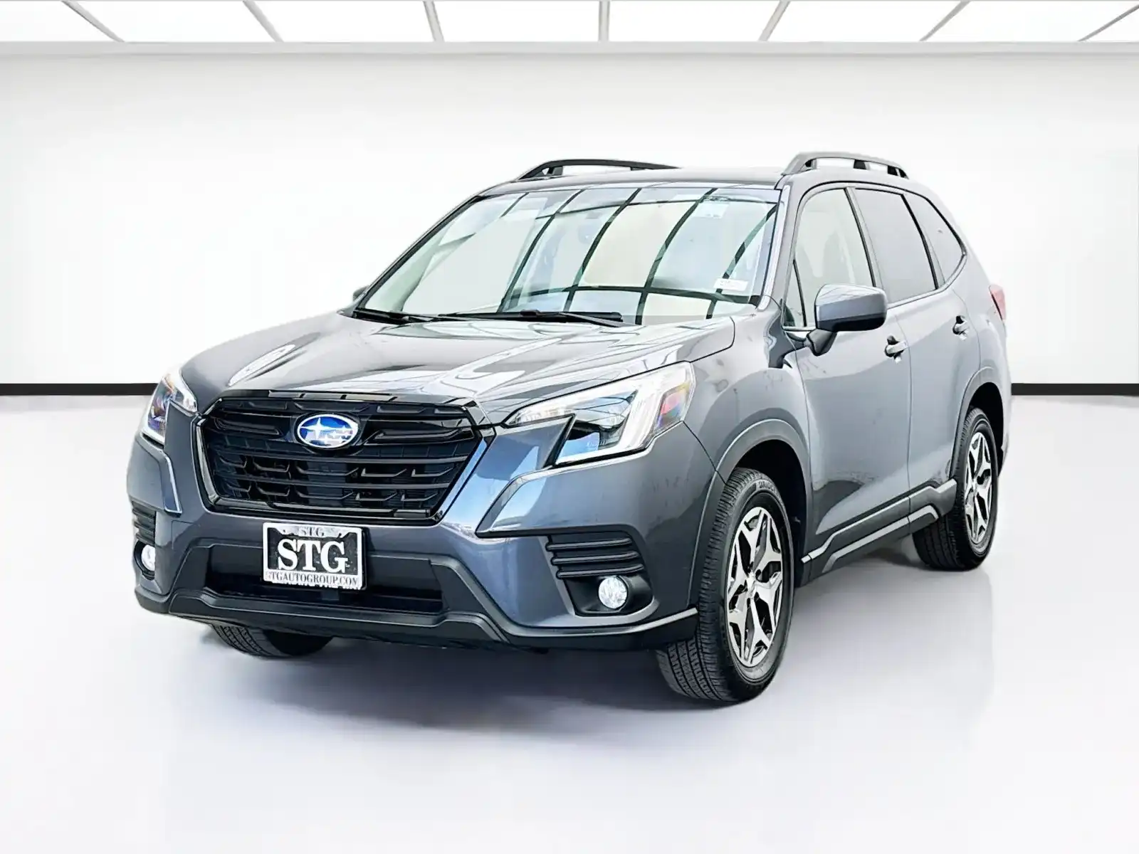 2023 Subaru Forester Premium's photo