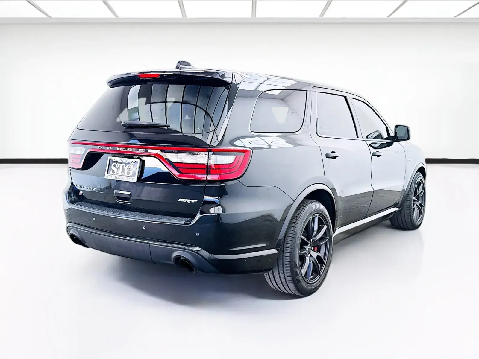 2018 Dodge Durango SRT AWD photo 4