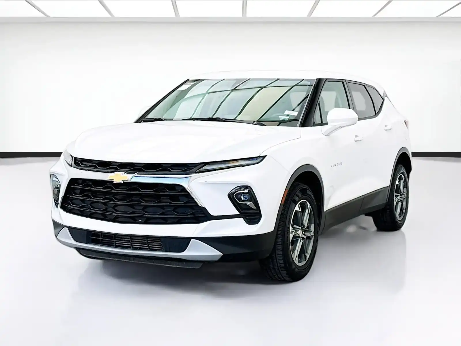 2025 Chevrolet Blazer 2.0T 2LT FWD's photo