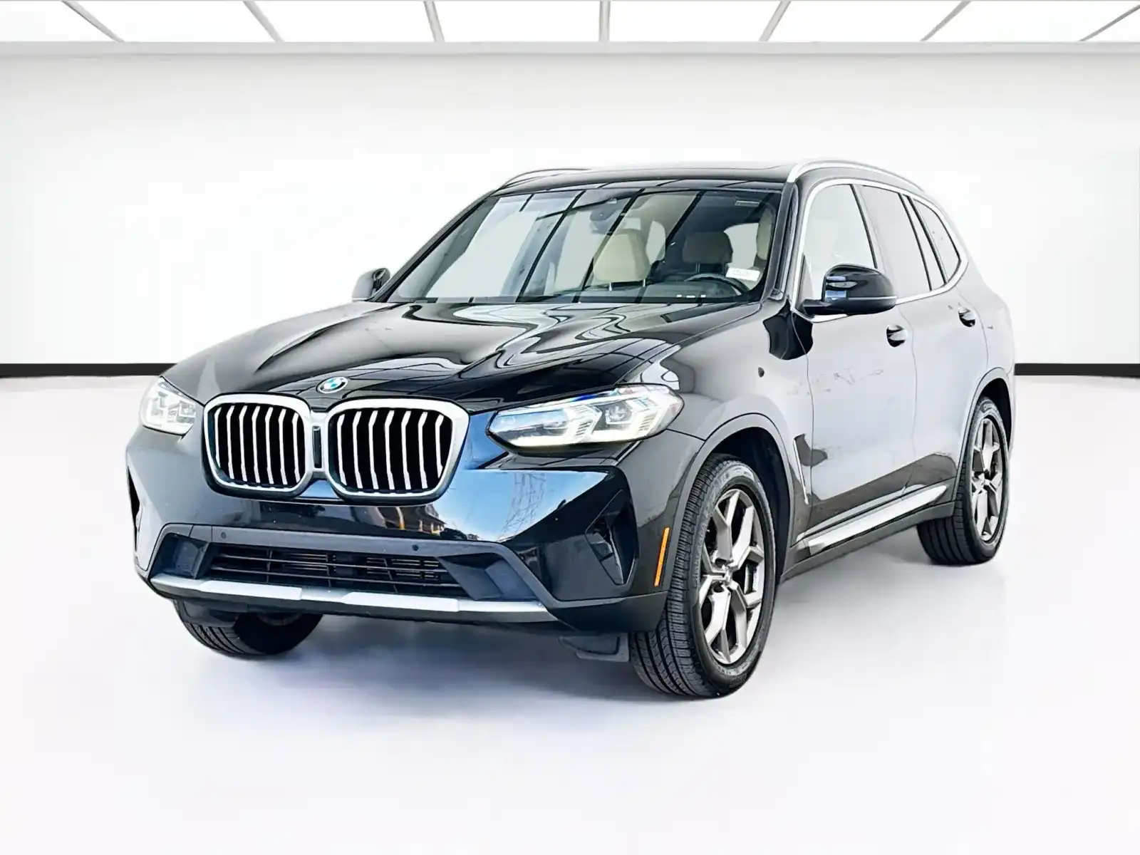 2022 BMW X3 xDrive30i's photo