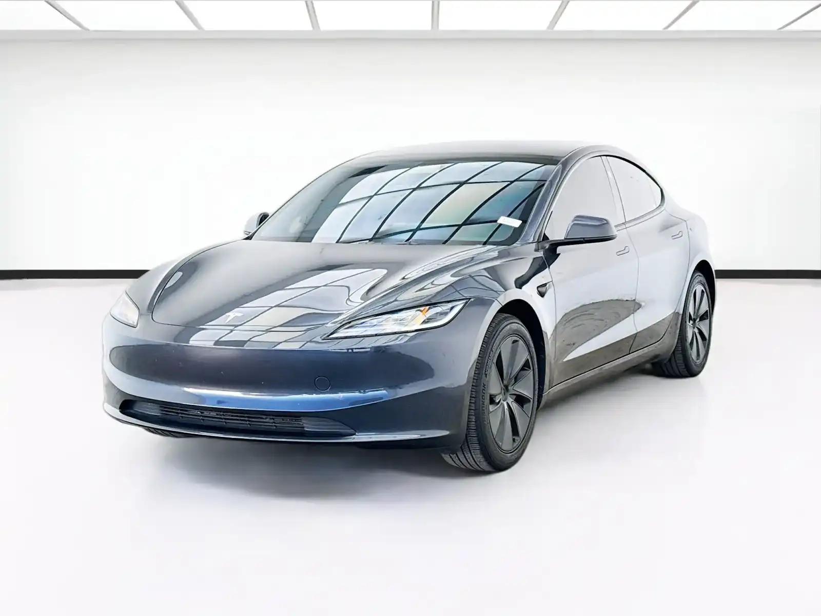 2024 Tesla Model 3 Base's photo