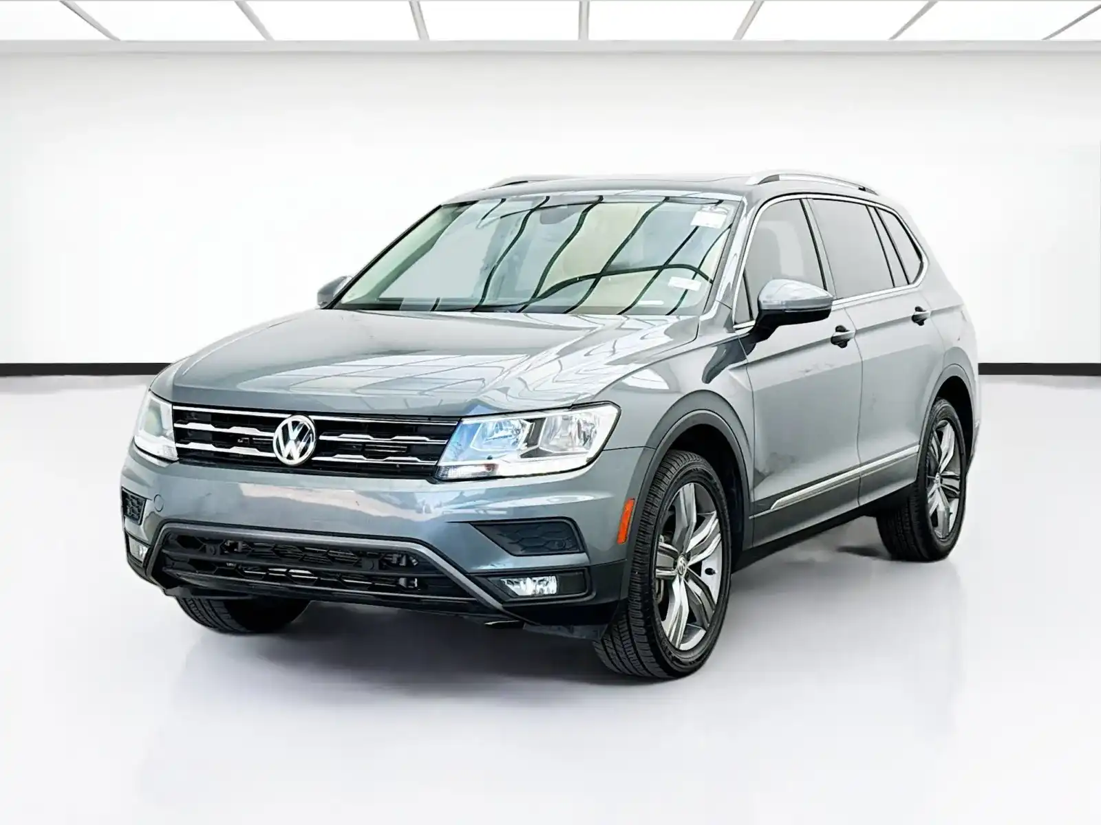 2021 Volkswagen Tiguan 2.0T SEL's photo