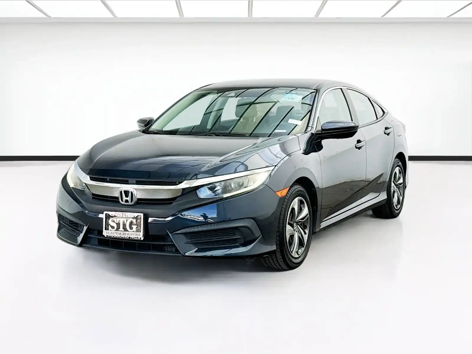 2019 Honda Civic LX CVT's photo