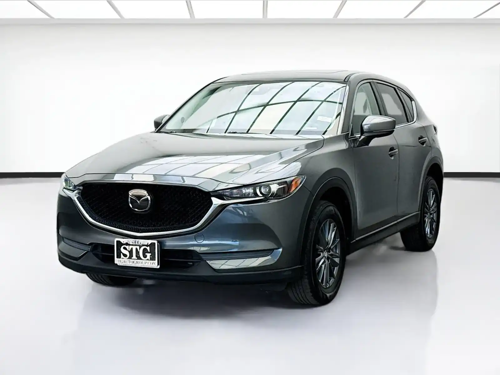 2019 Mazda CX-5 Touring Auto's photo