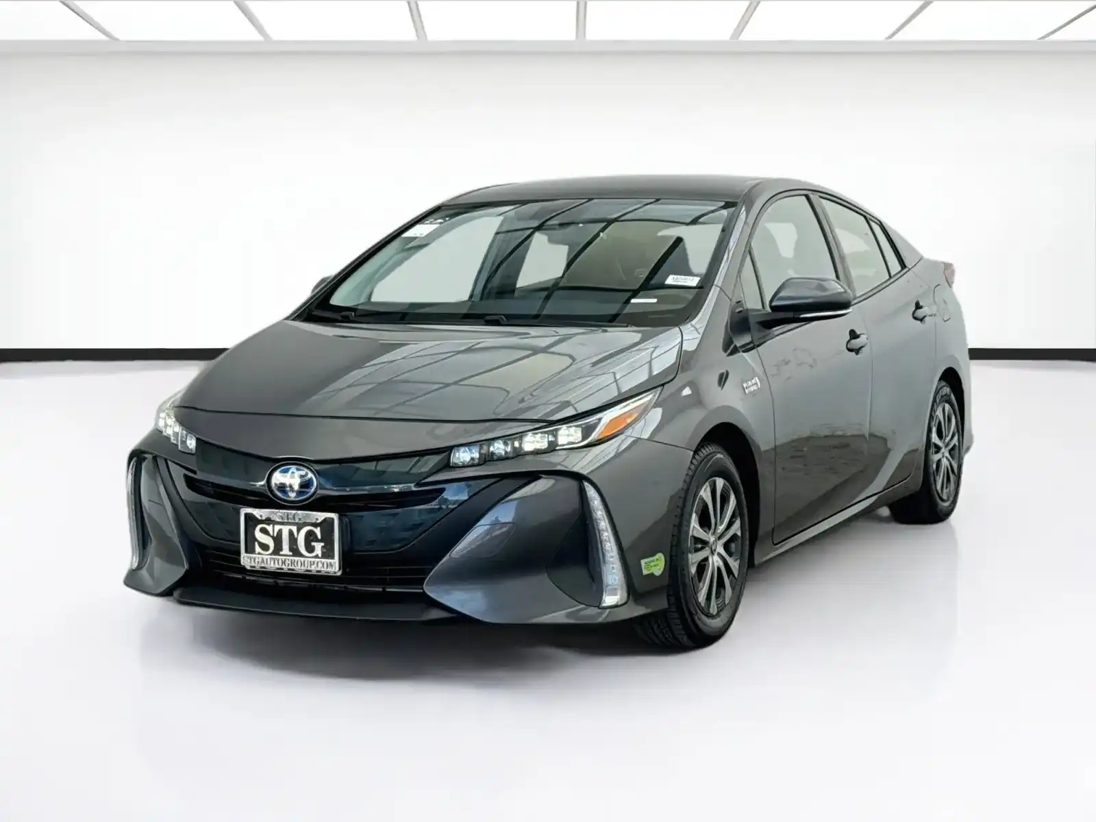 2021 Toyota Prius Prime XLE's photo
