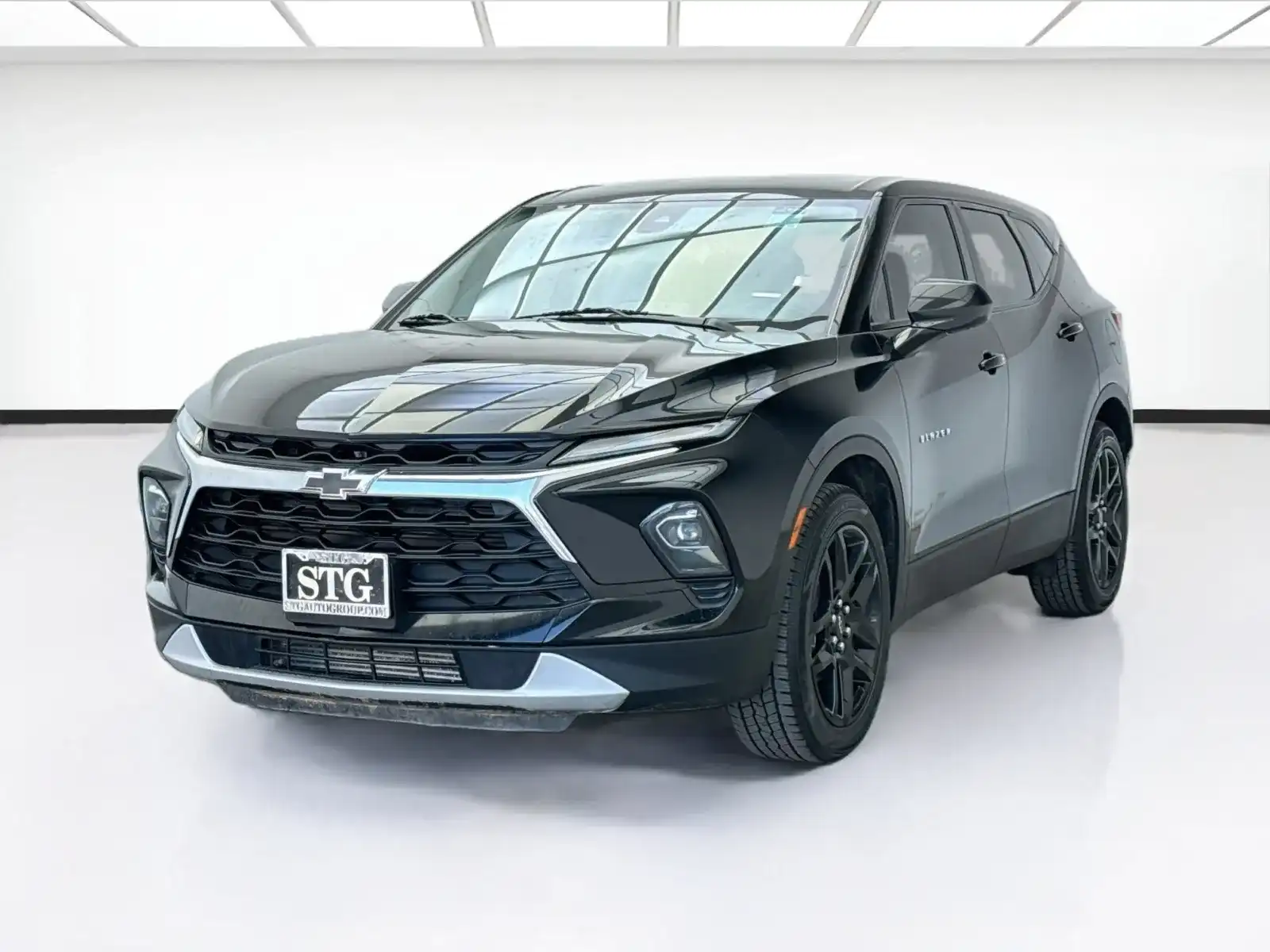 2023 Chevrolet Blazer 2.0T 2LT FWD's photo