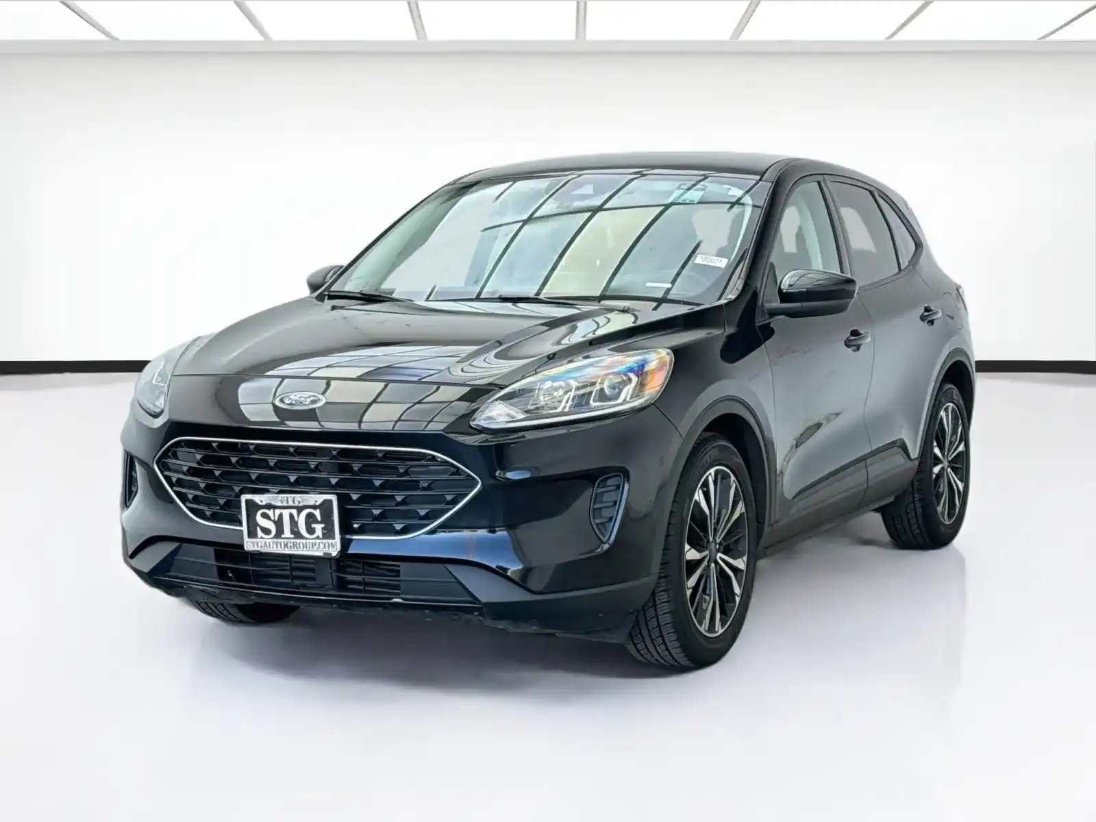2021 Ford Escape SE FWD's photo