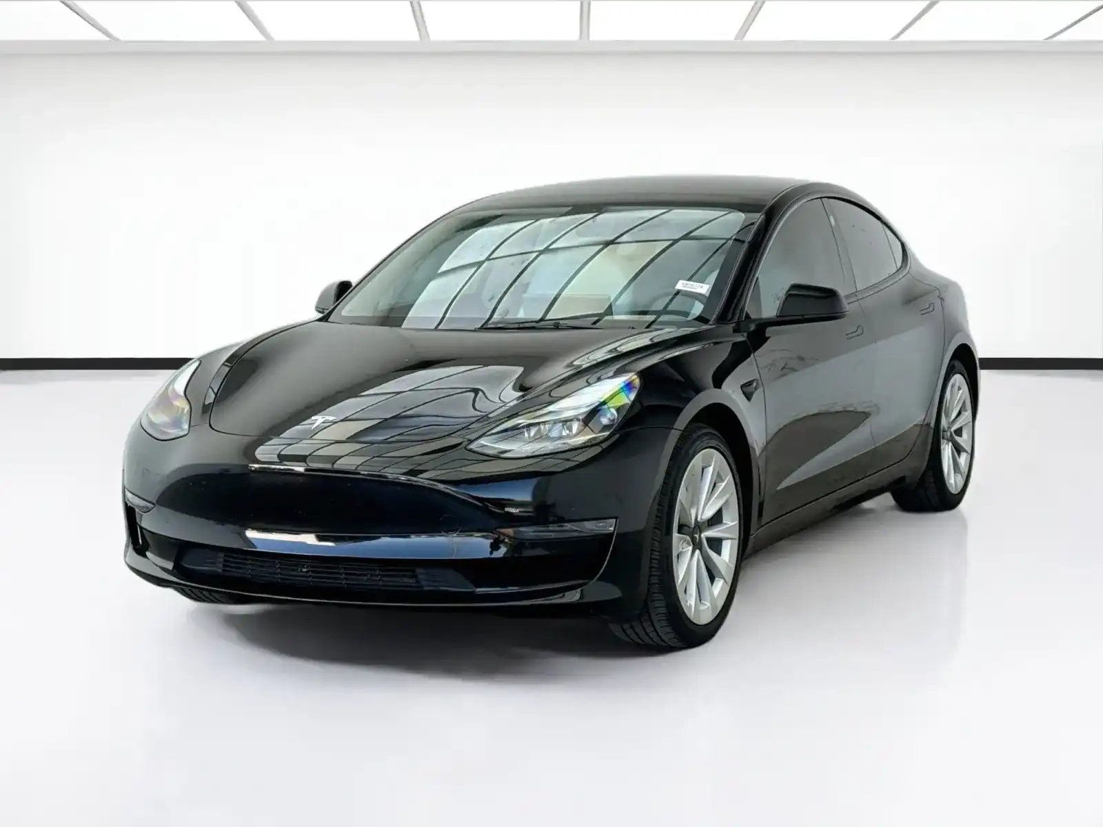 2023 Tesla Model 3 Base's photo