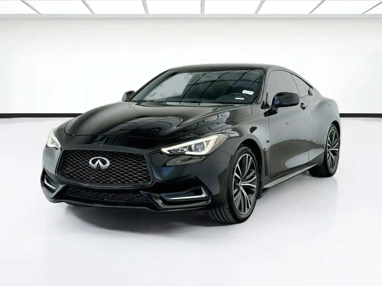 2017 INFINITI Q60 2.0t's photo