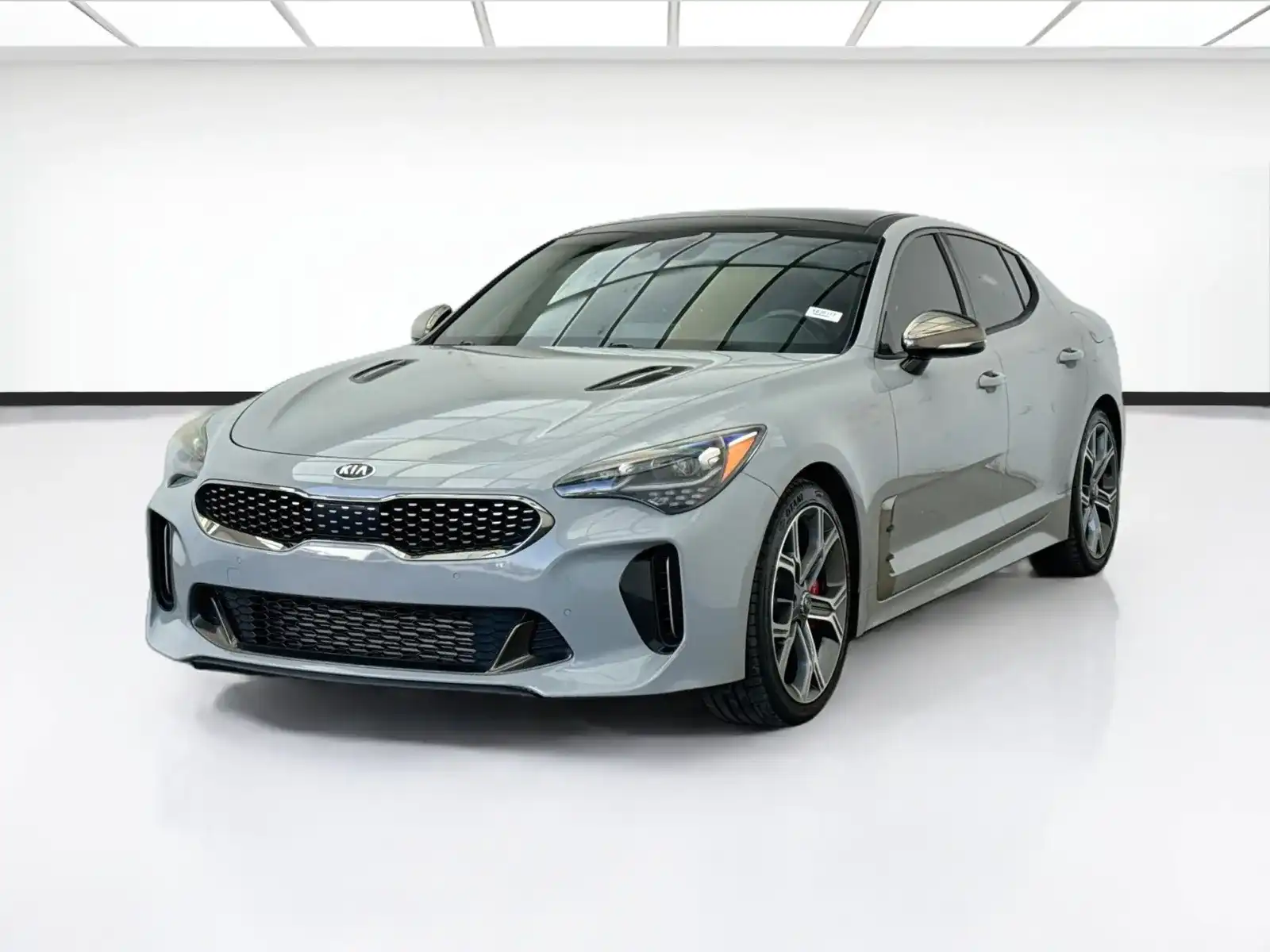 2019 Kia Stinger GT1's photo