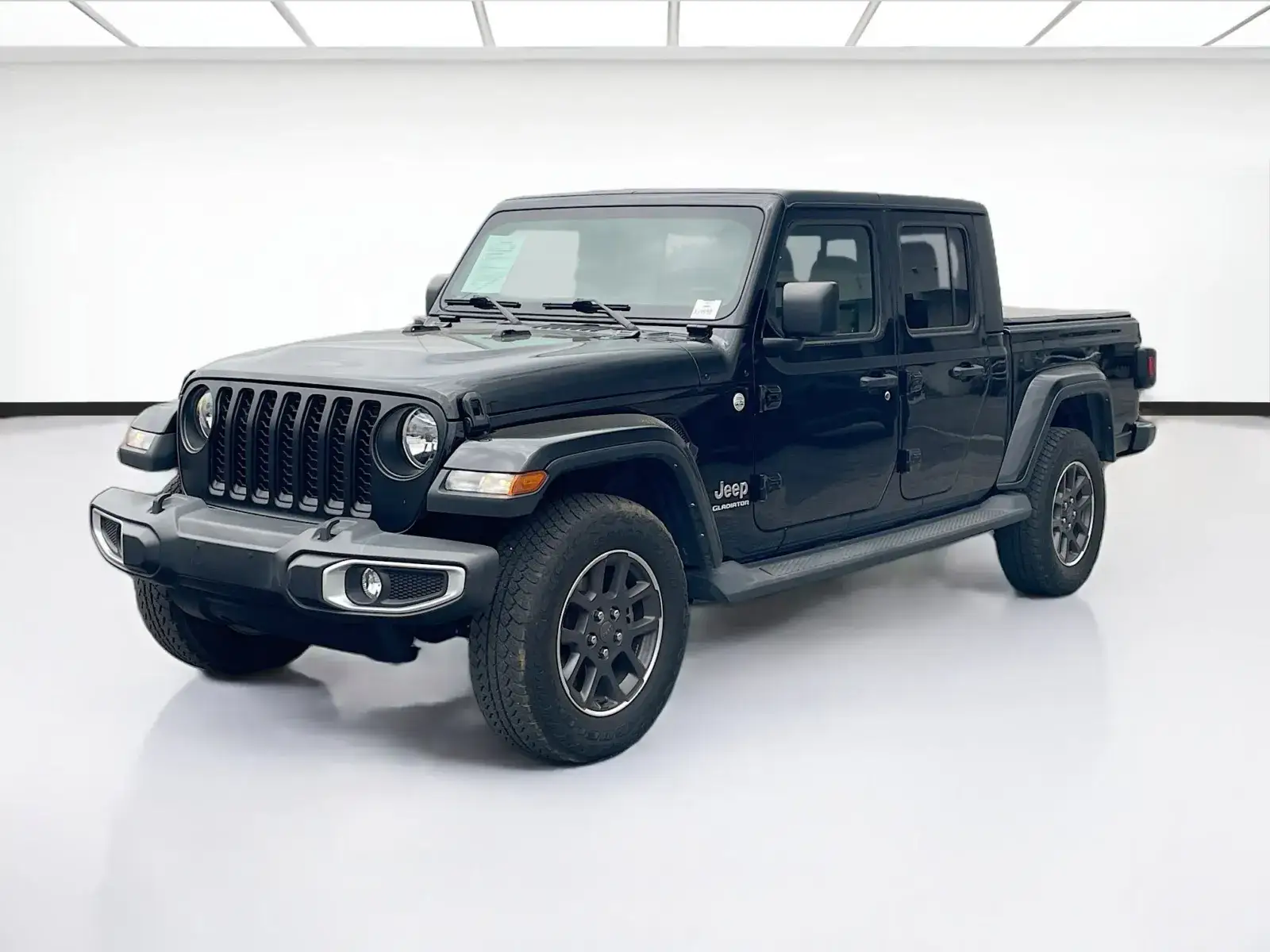 2023 Jeep Gladiator Overland photo 1