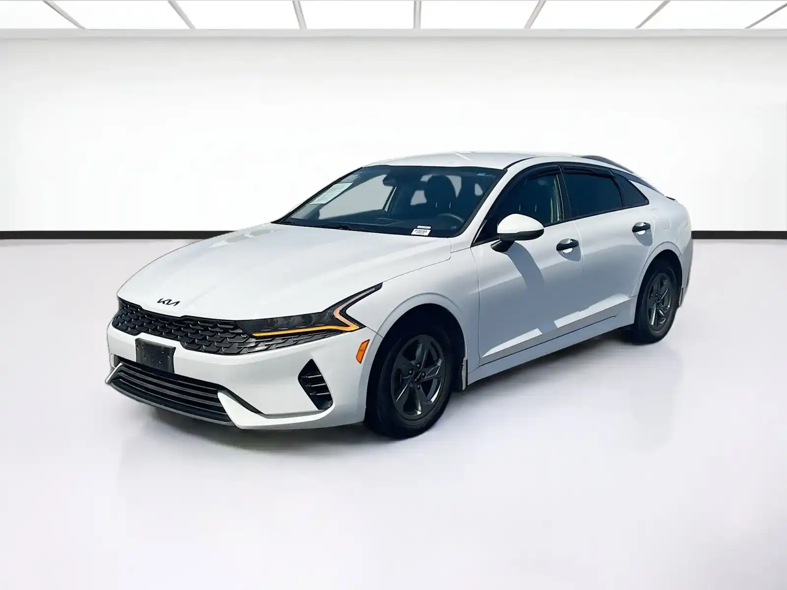 2023 Kia Optima LXS FWD's photo