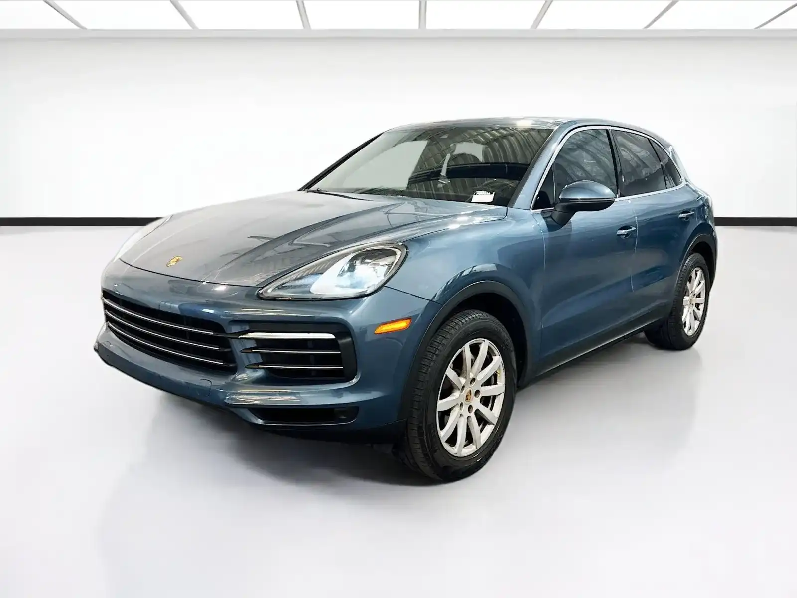 2019 Porsche Cayenne Base's photo