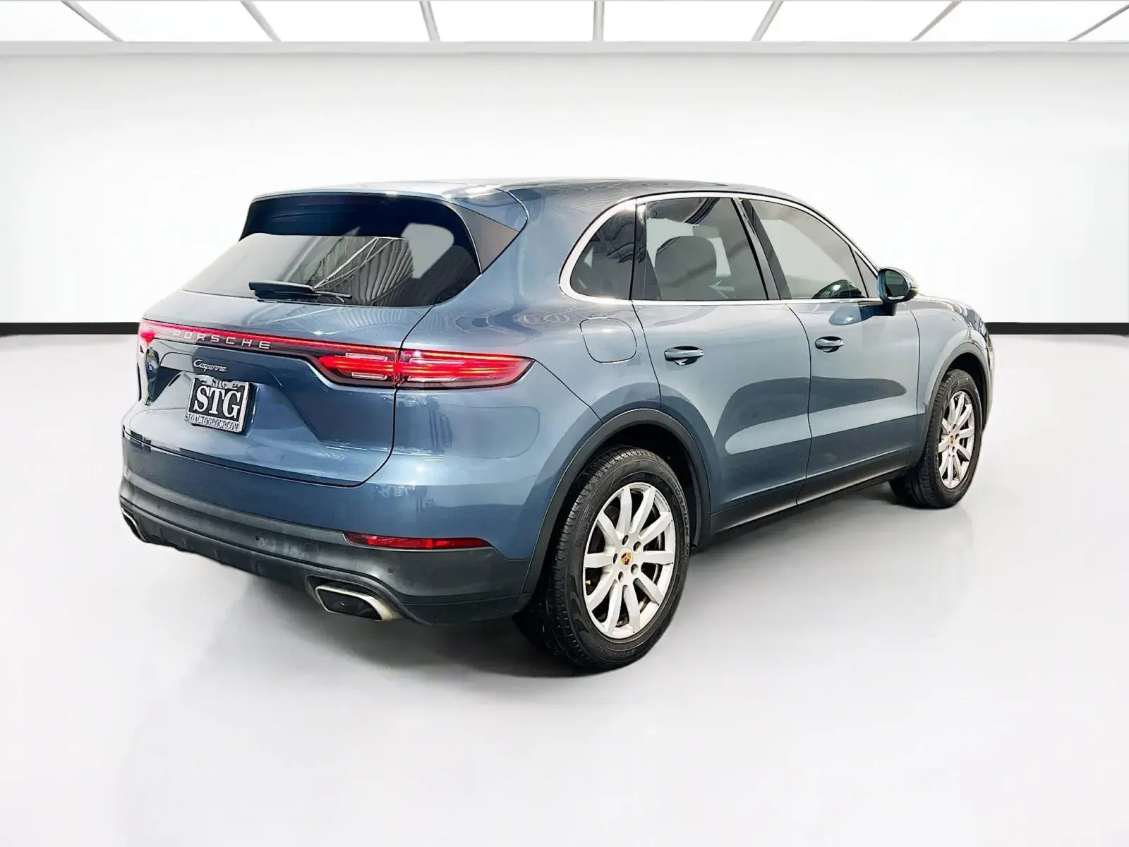 2019 Porsche Cayenne Base photo 4