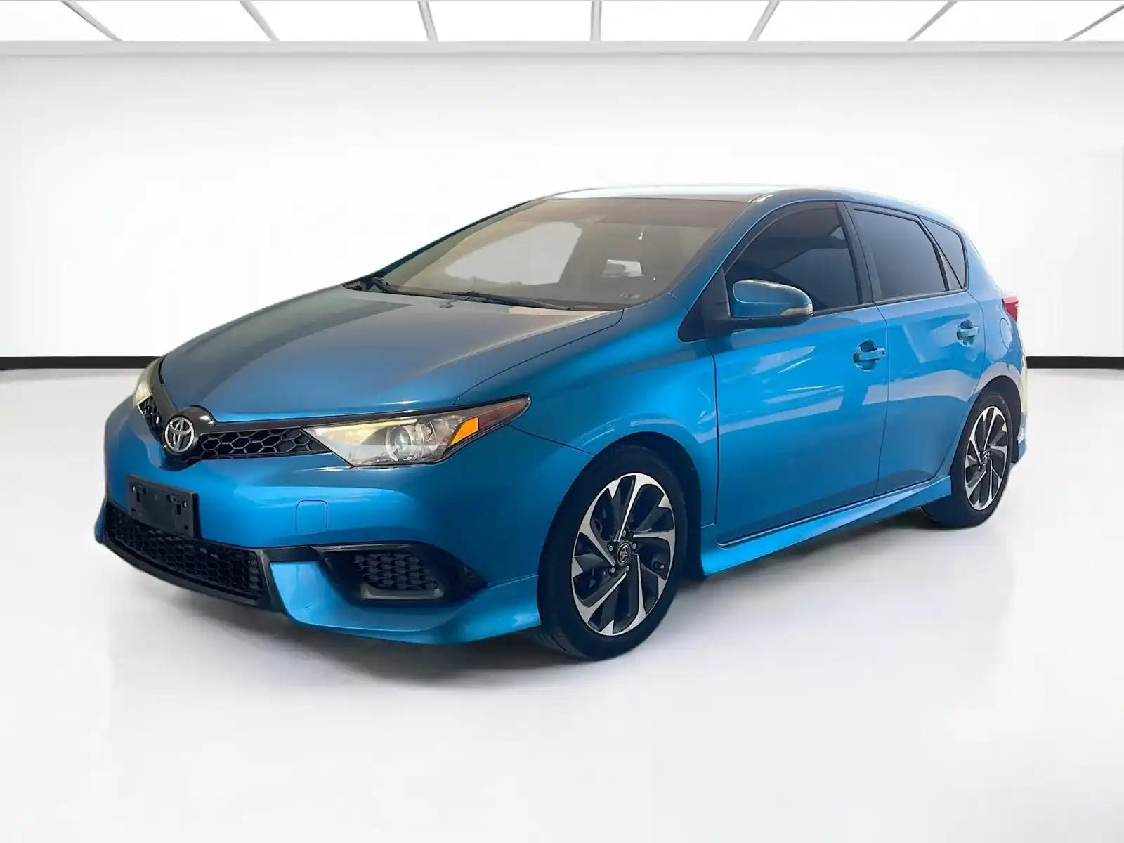 2017 Toyota Corolla iM CVT's photo