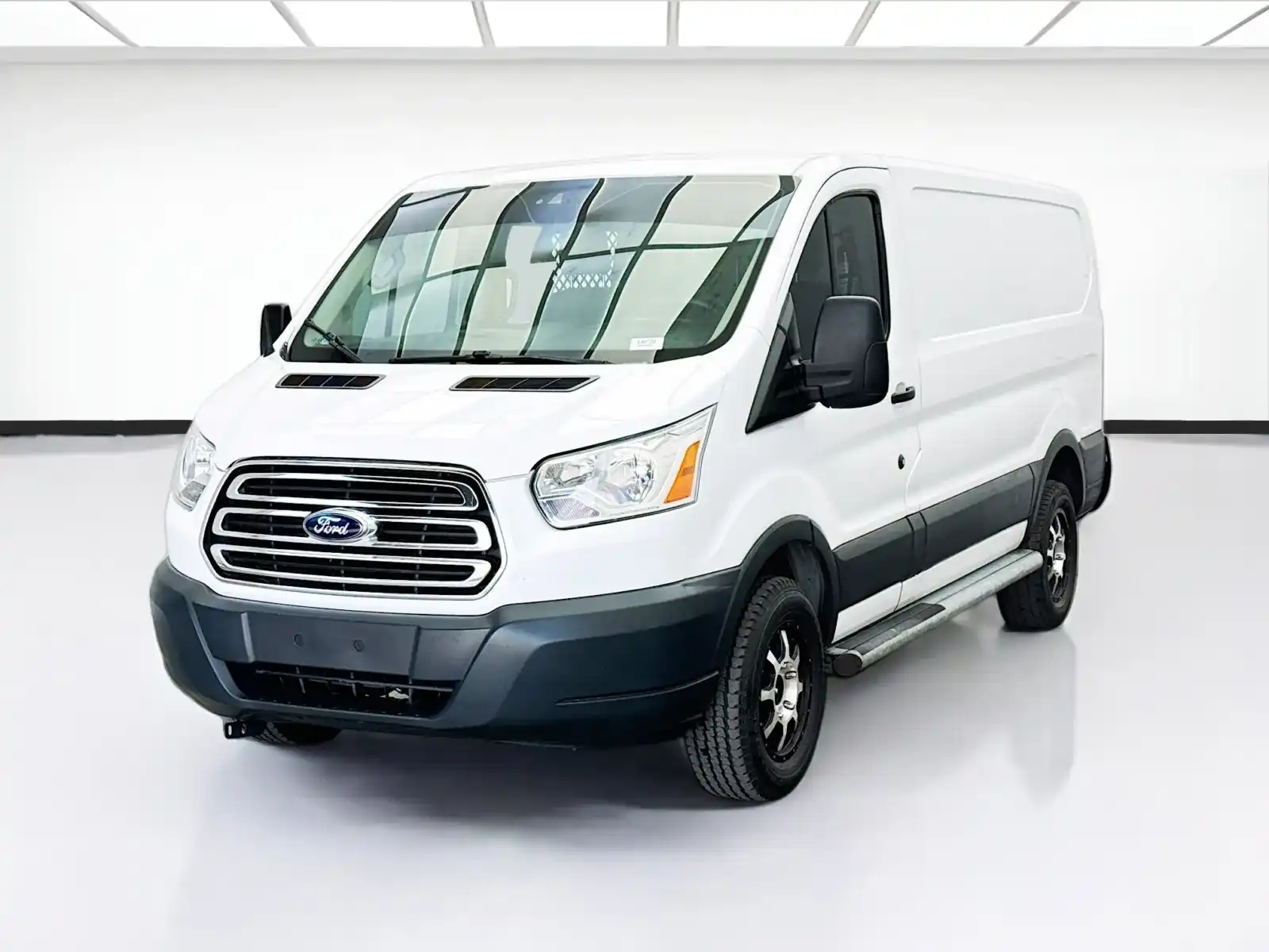 2018 Ford Transit 250 Van Low Roof Sliding Pass. 130 WB's photo