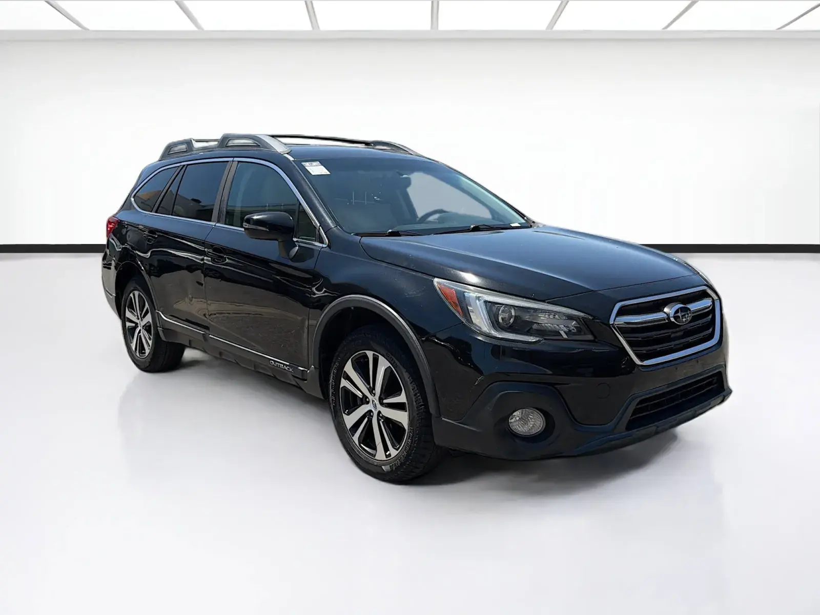2019 Subaru Outback 3.6R Limited photo 3