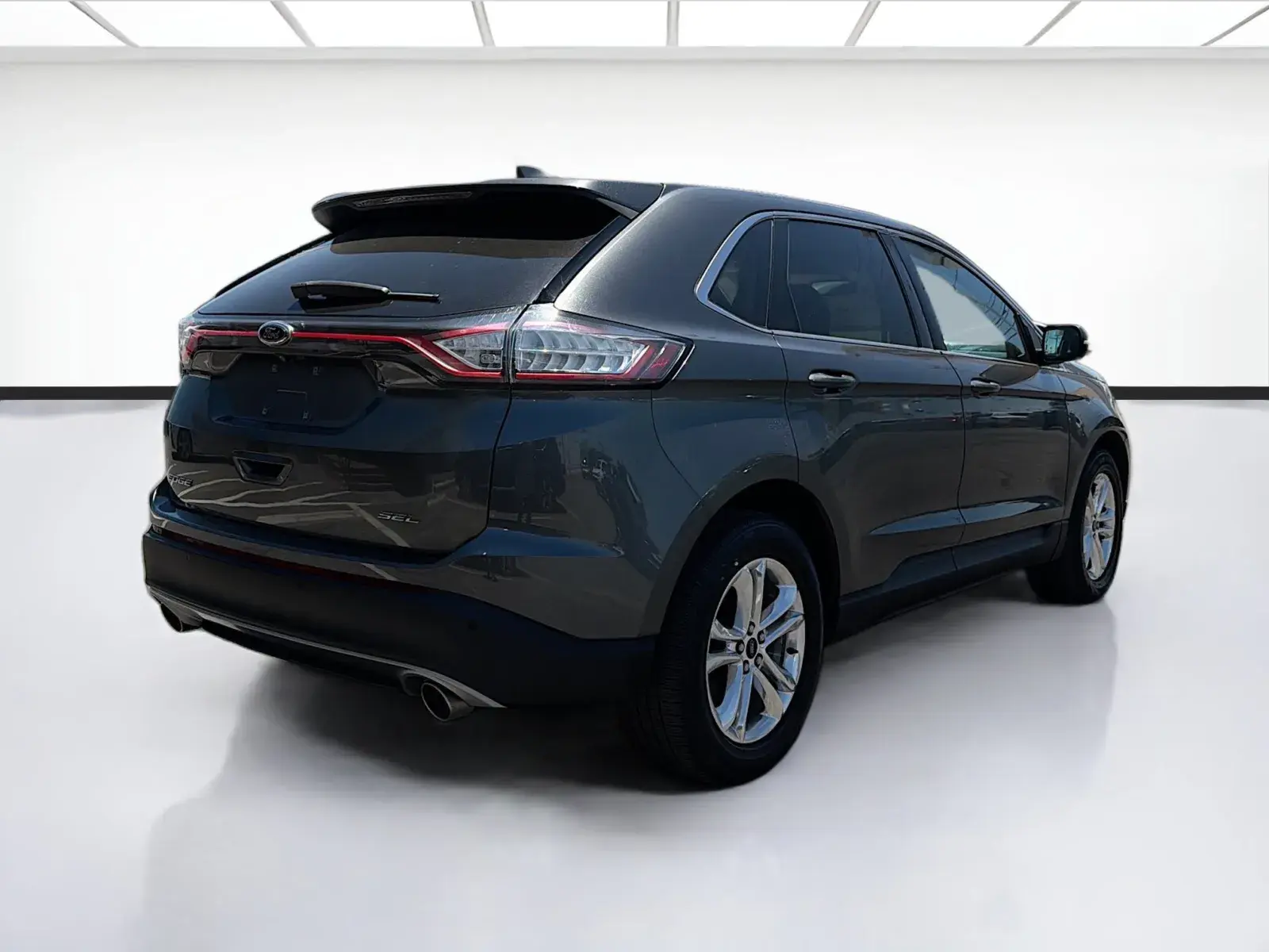 2017 Ford Edge SEL photo 4
