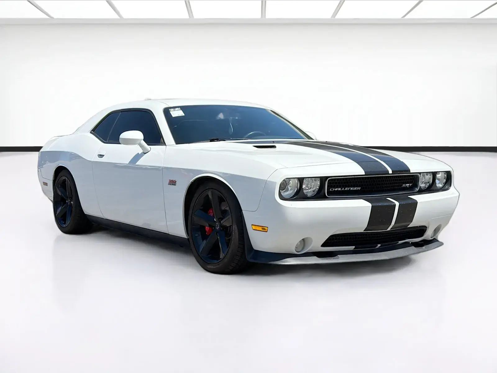 2012 Dodge Challenger SRT8 392 photo 3