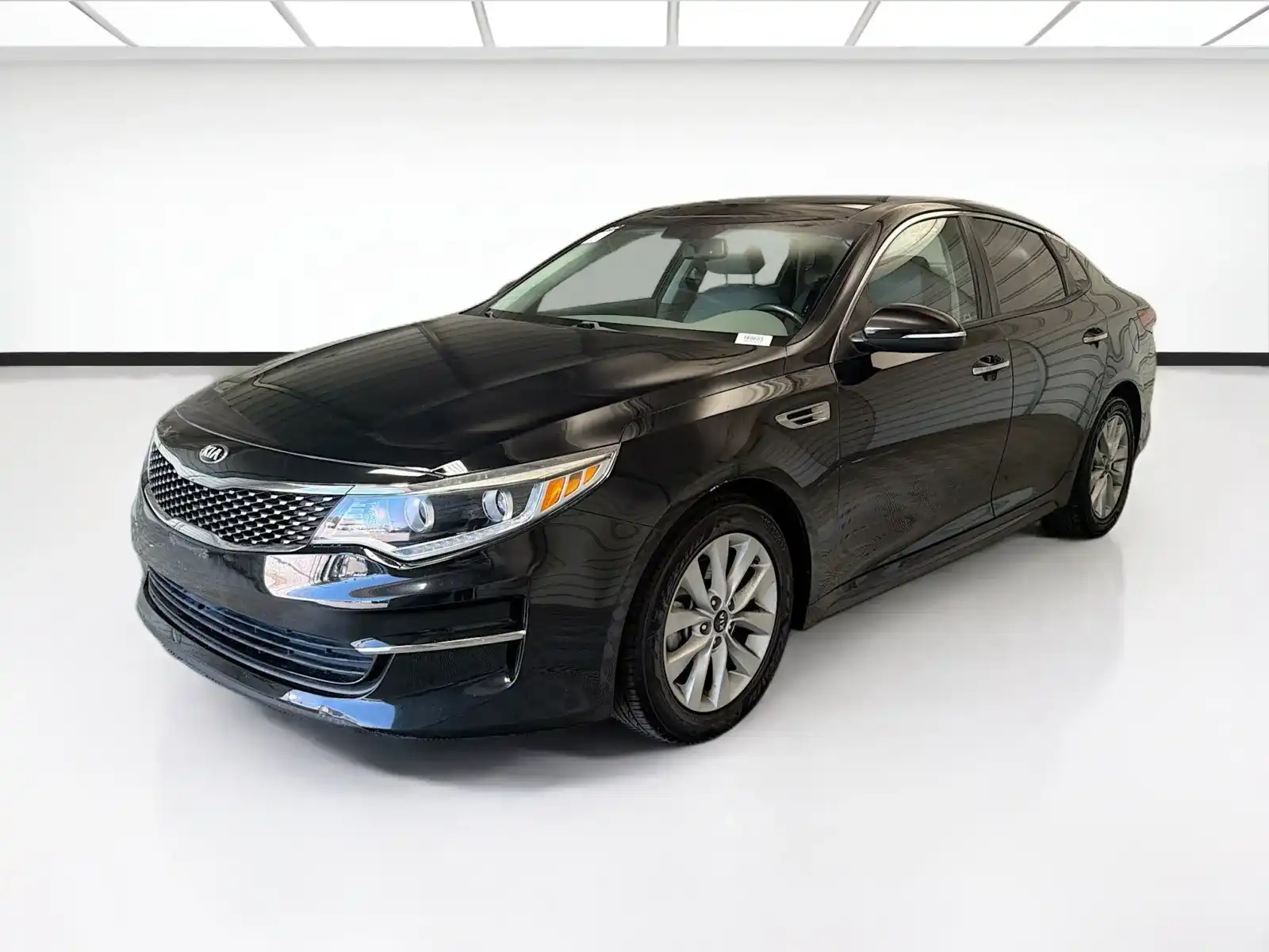 2016 Kia Optima EX AT's photo