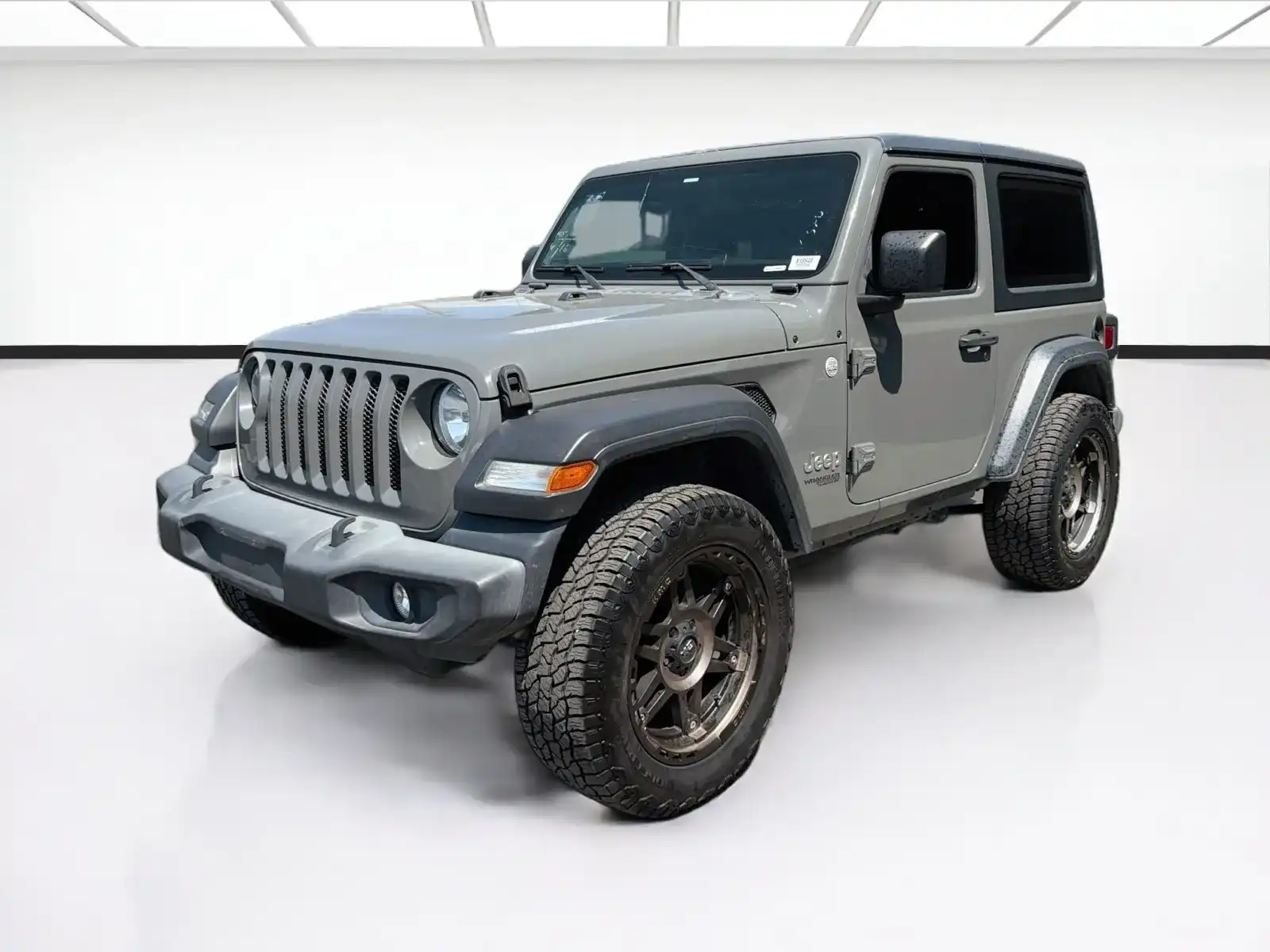 2020 Jeep Wrangler Sport's photo