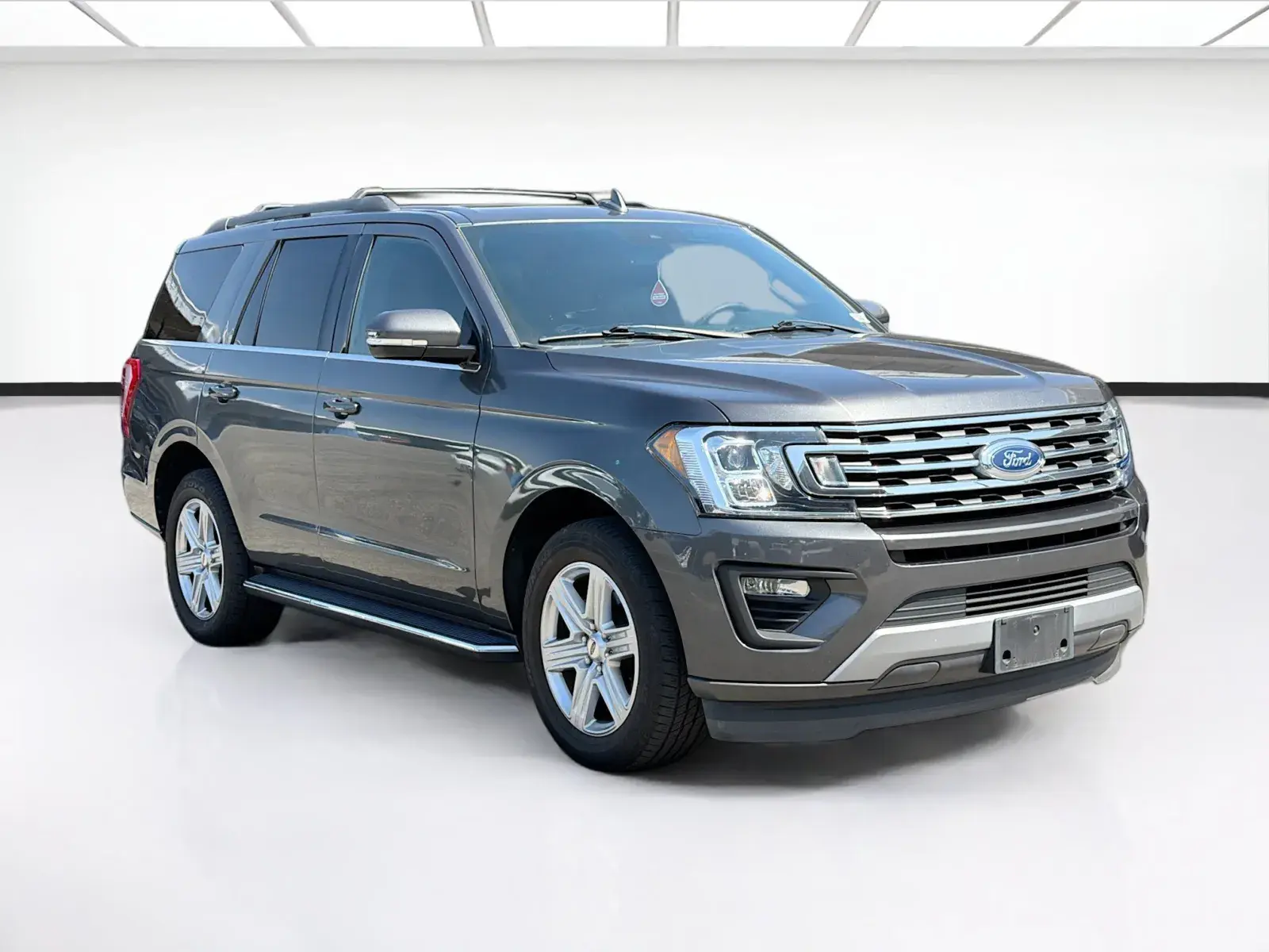 2020 Ford Expedition XLT photo 3
