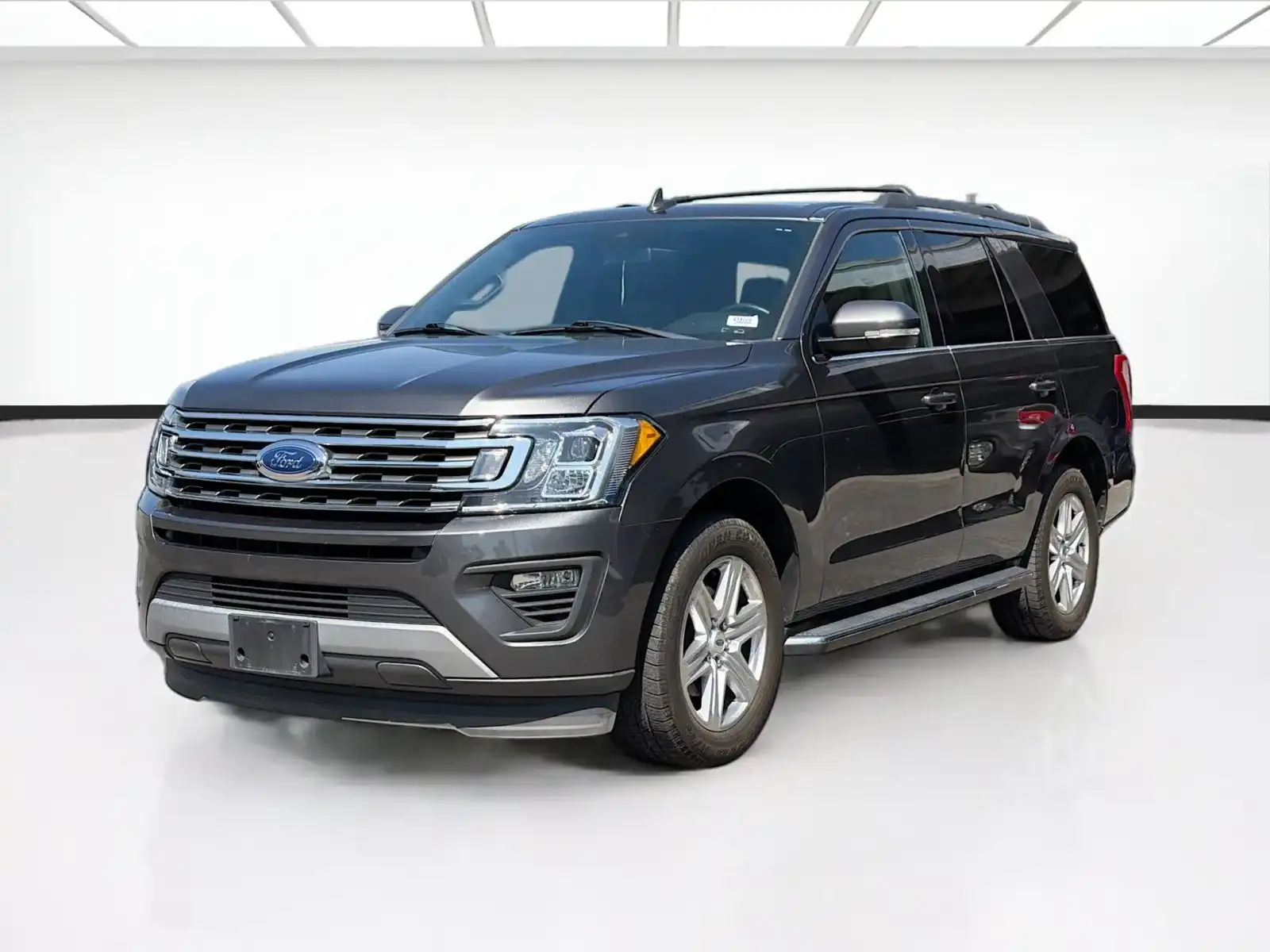 2020 Ford Expedition XLT's photo