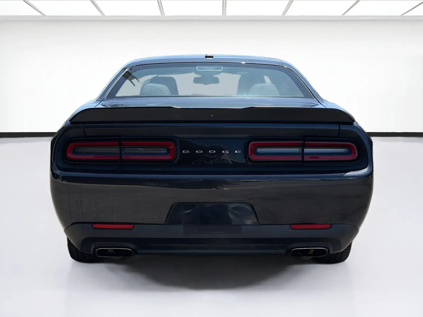 2019 Dodge Challenger SXT Auto photo 5