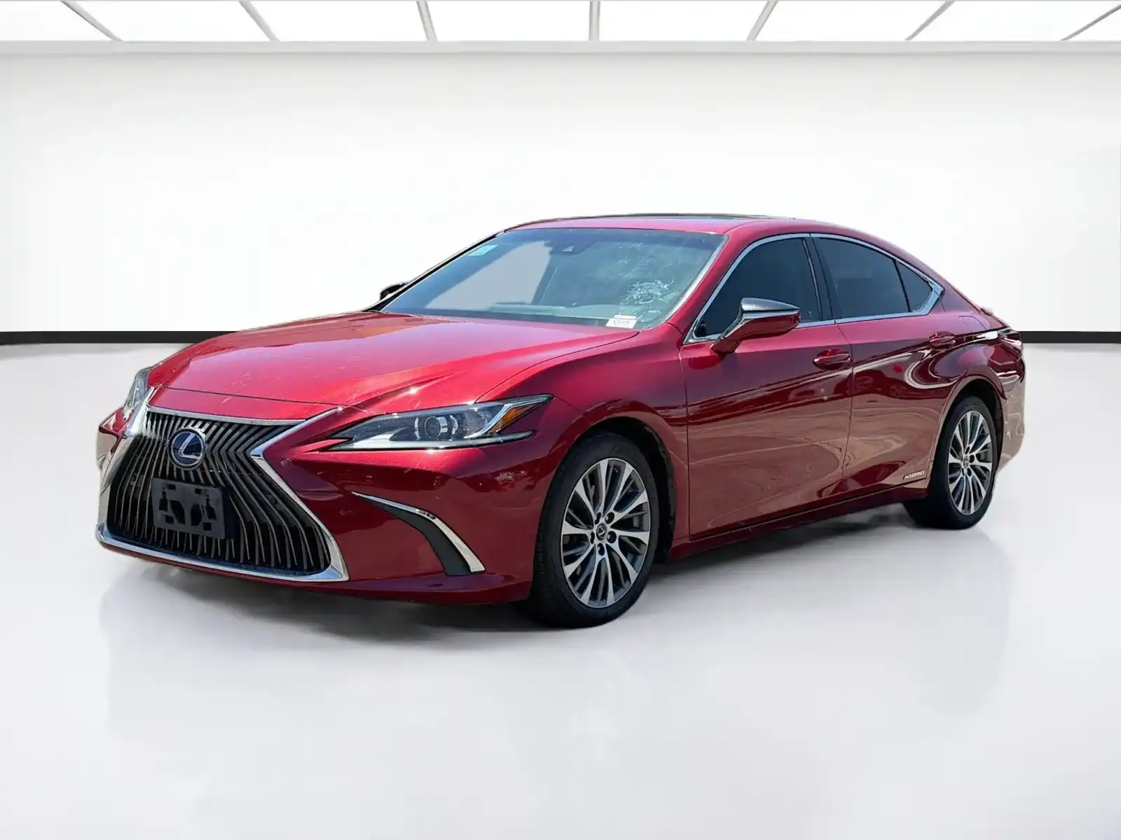 2019 Lexus ES 300h 300h's photo