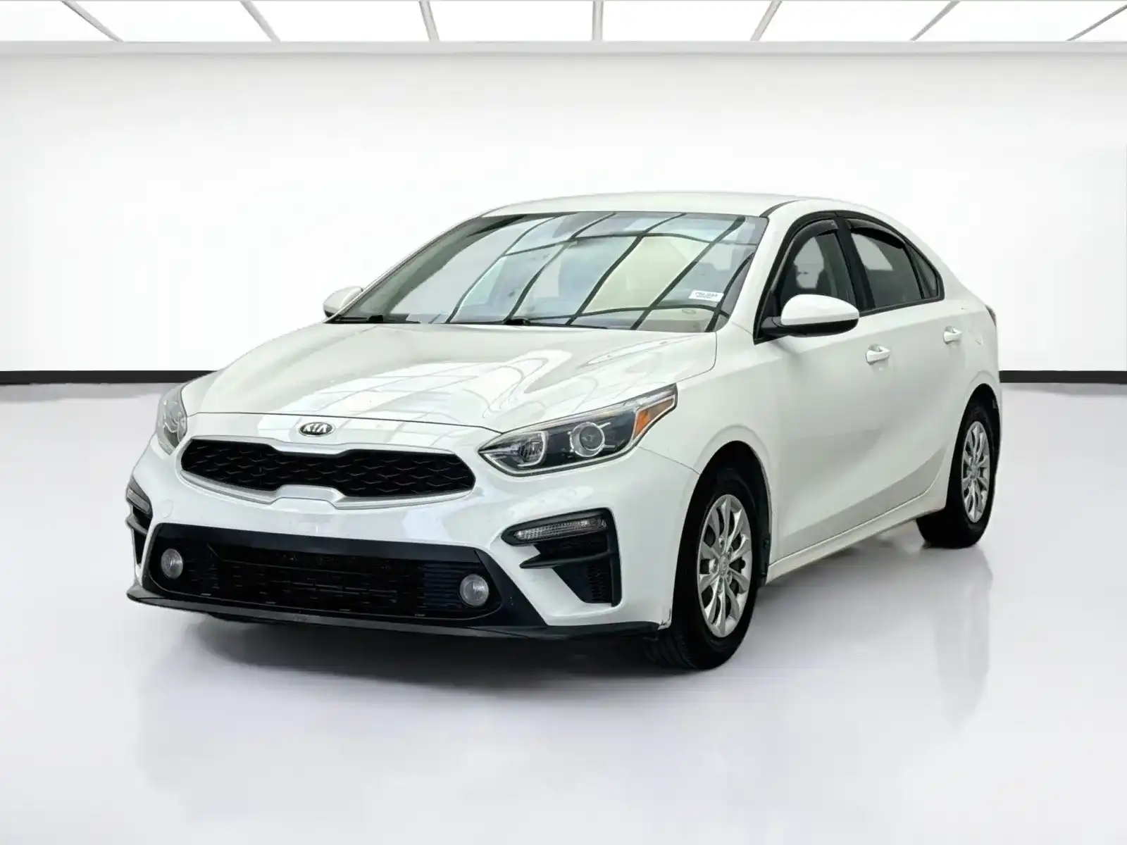 2019 Kia Forte FE's photo