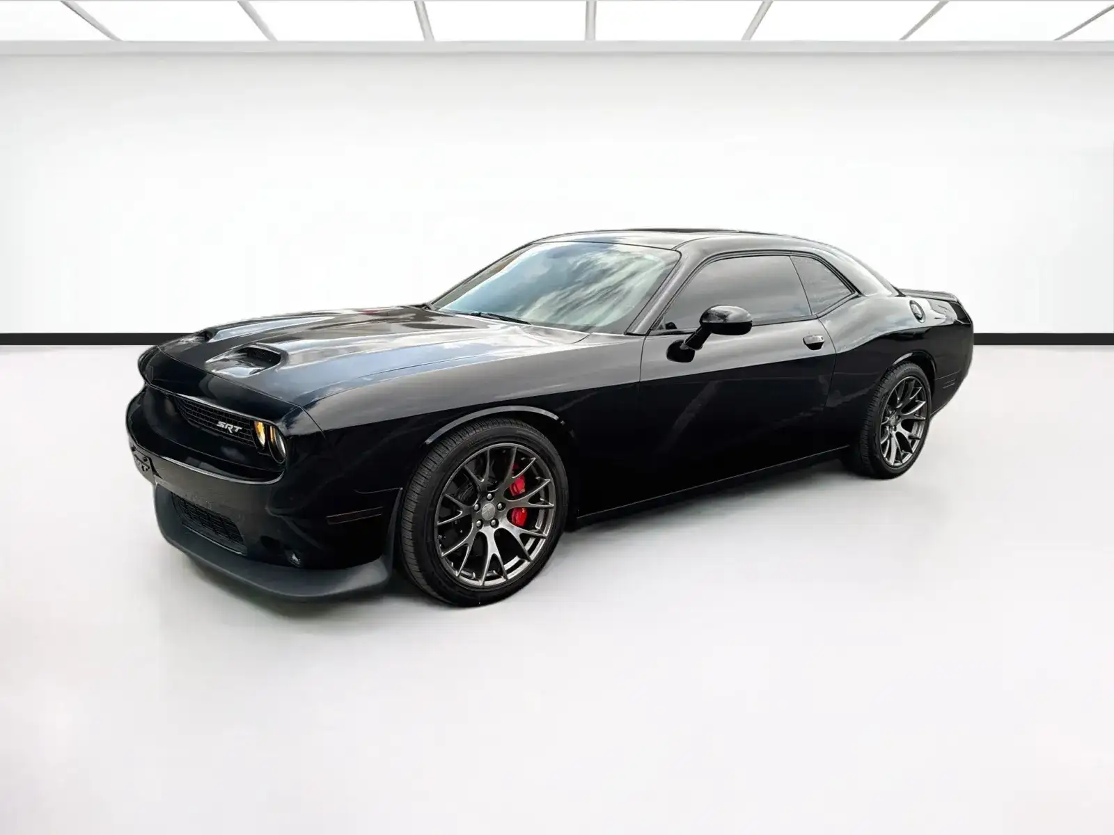 2015 Dodge Challenger SRT 392's photo