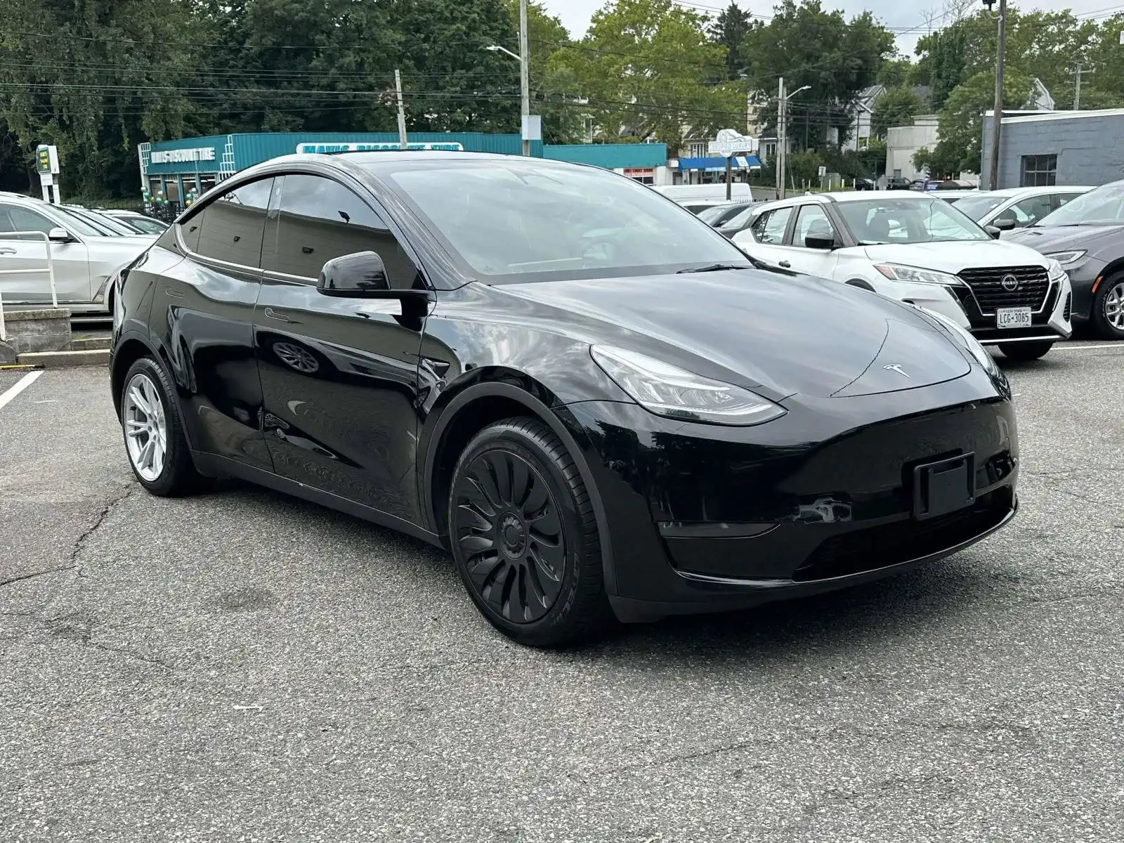 2023 Tesla Model Y Long Range Dual Motor All-Wheel Drive's photo