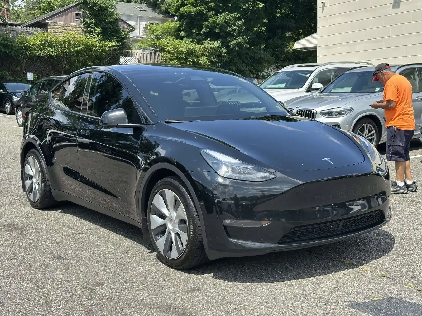 2024 Tesla Model Y Long Range Dual Motor All-Wheel Drive's photo