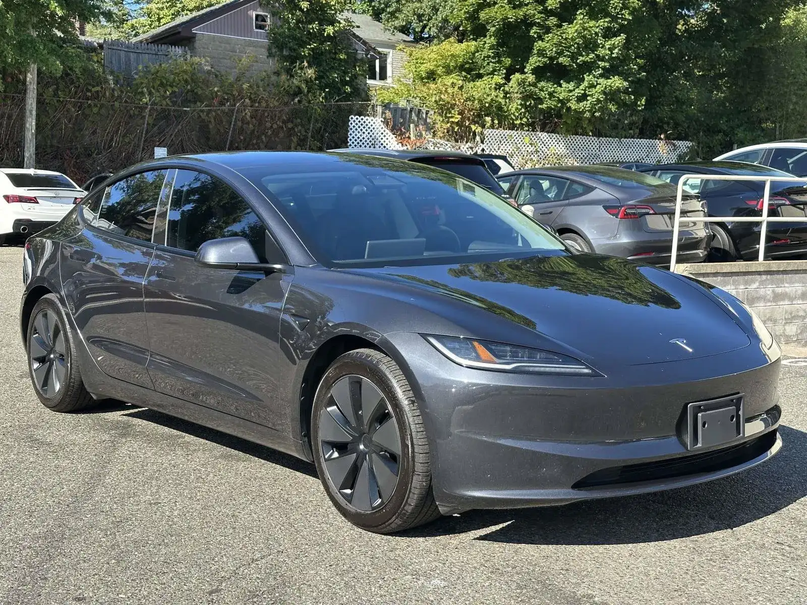 2024 Tesla Model 3 Base's photo