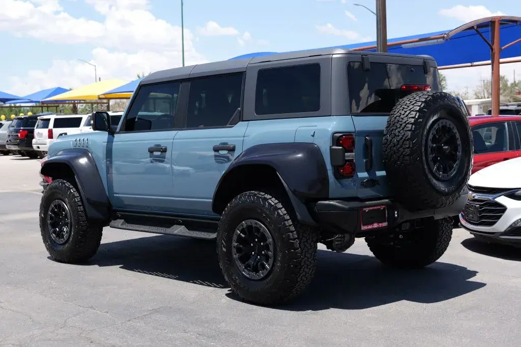 2023 Ford Bronco Raptor 4x4 photo 3