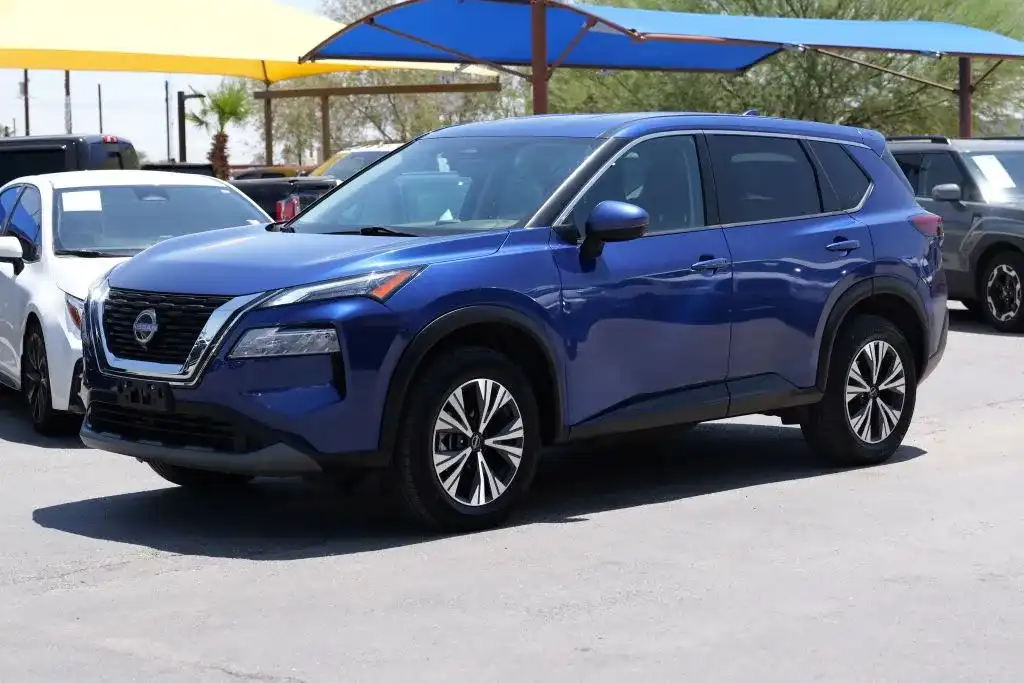 2022 Nissan Rogue SV AWD's photo