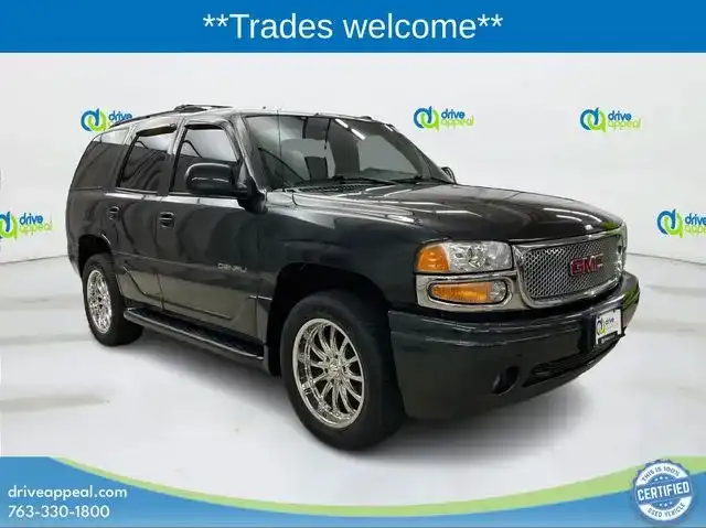 2003 GMC Yukon Denali's photo