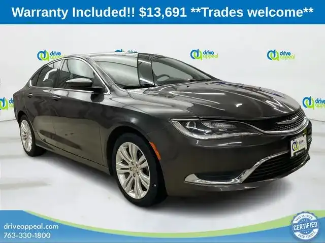 2016 Chrysler 200 Limited's photo