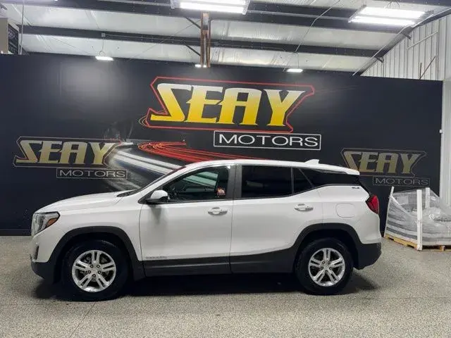 2021 GMC Terrain SLE AWD photo 3