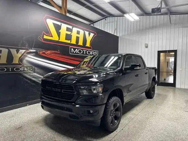2019 RAM 1500 Big Horn/Lone Star 4x4 Crew Cab 5'7's photo