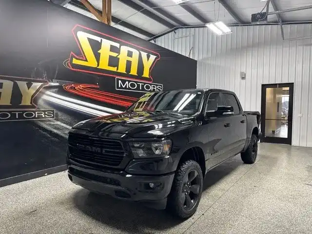 2019 RAM 1500 Big Horn/Lone Star 4x4 Crew Cab 5'7's photo
